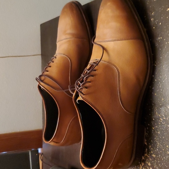 Allen Edmonds Oxford - Picture 3 of 4